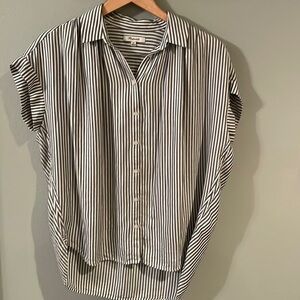 MadewellCentral Shirt Grey & White Stripe Short Sleeve size XS